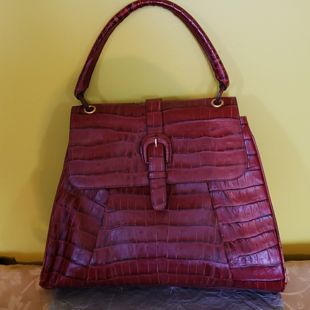 VINTAGE Burgundy LEATHER Purse